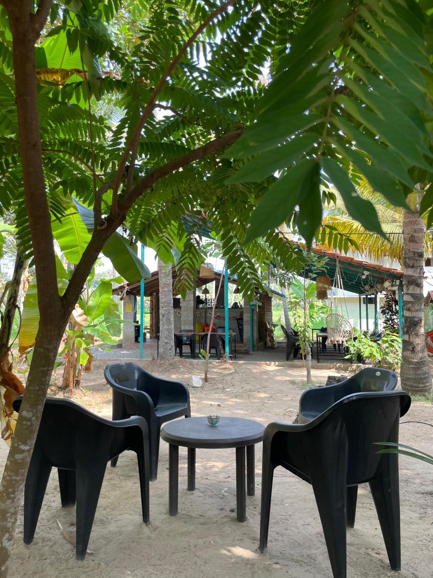 Cliff & Coral Hostel Varkala Kültér fotó