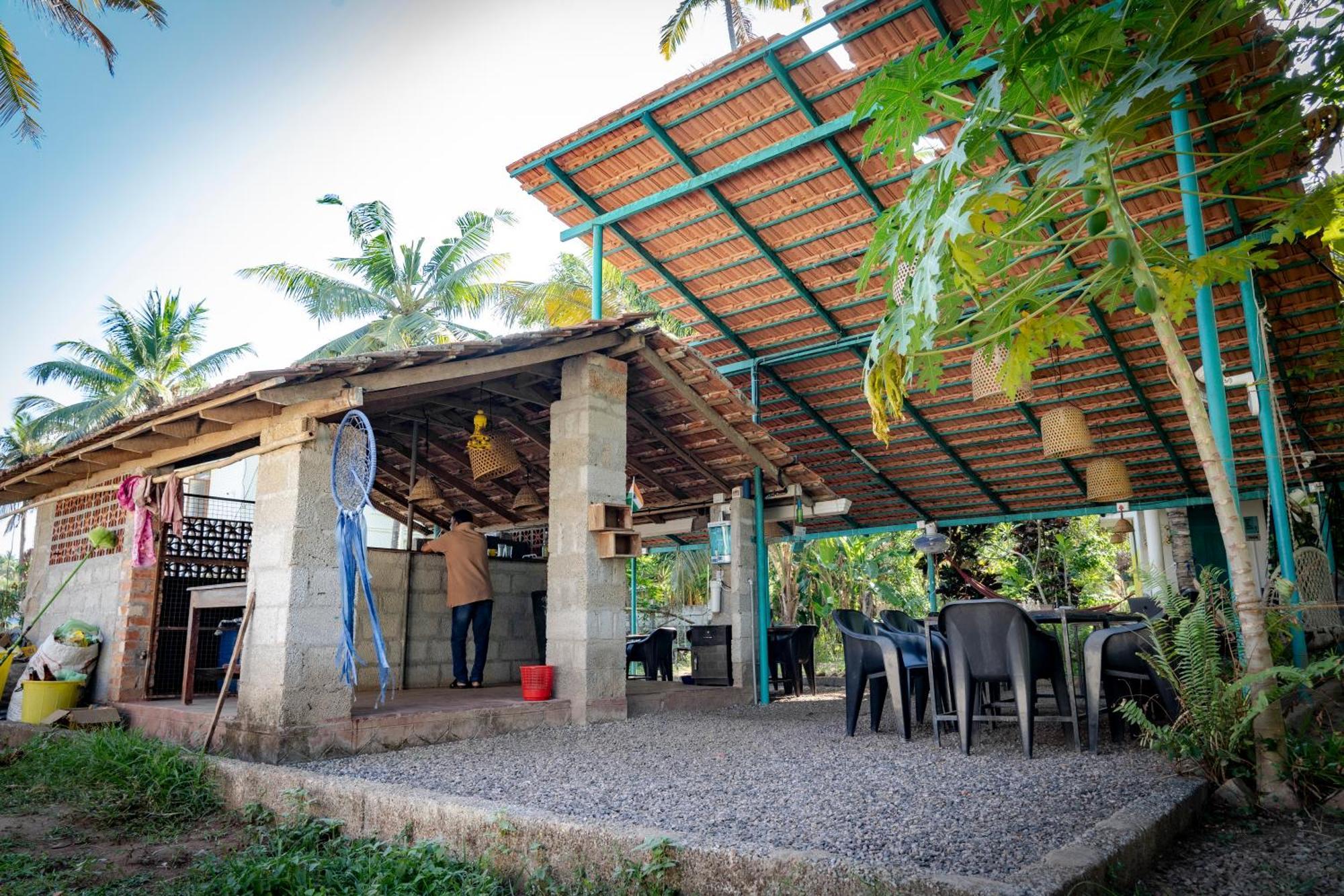 Cliff & Coral Hostel Varkala Kültér fotó