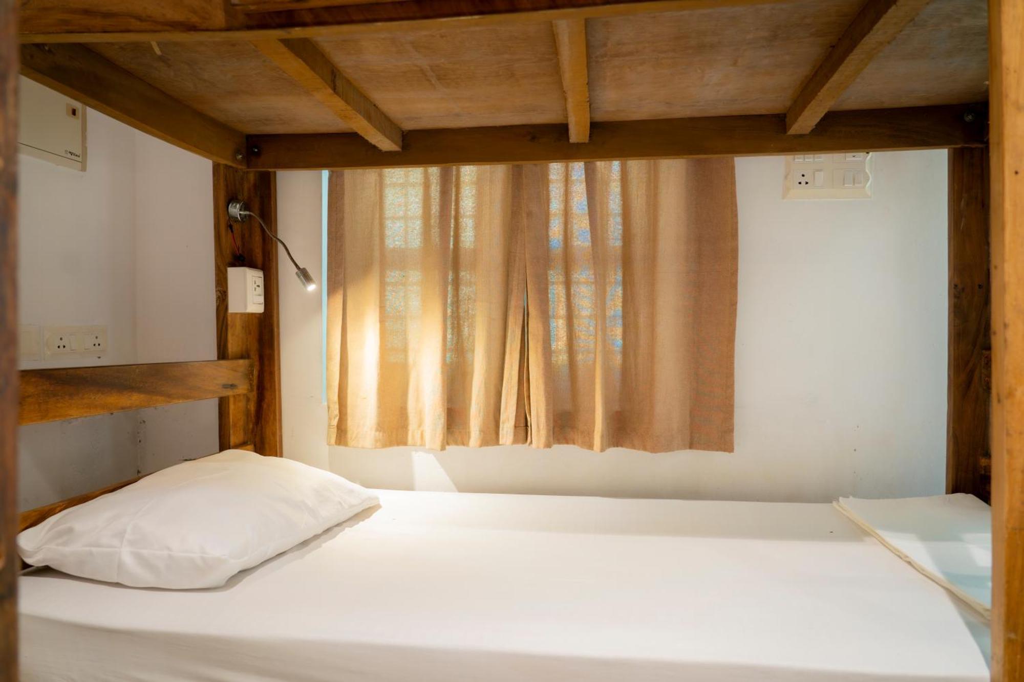 Cliff & Coral Hostel Varkala Kültér fotó