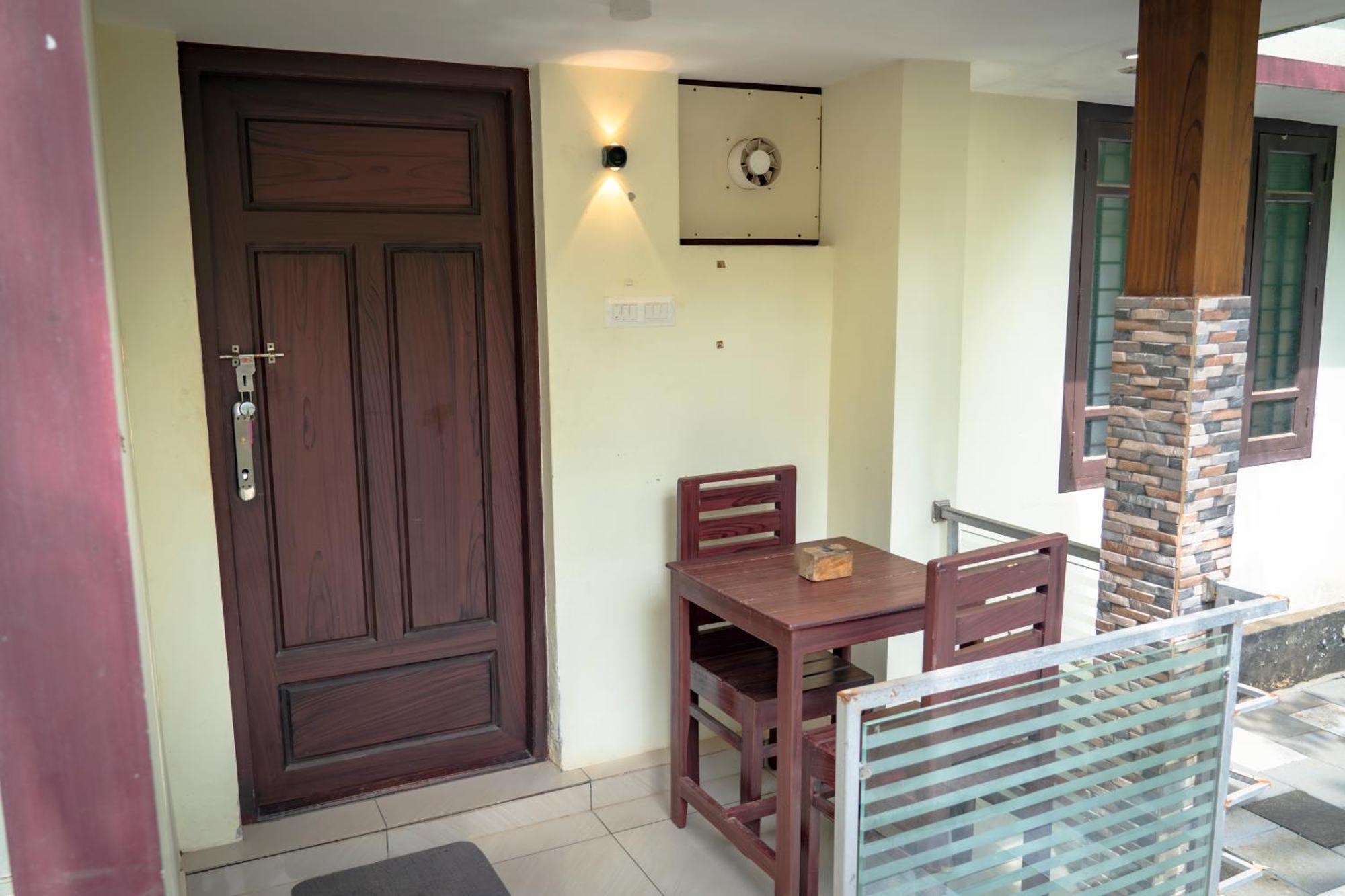 Cliff & Coral Hostel Varkala Kültér fotó